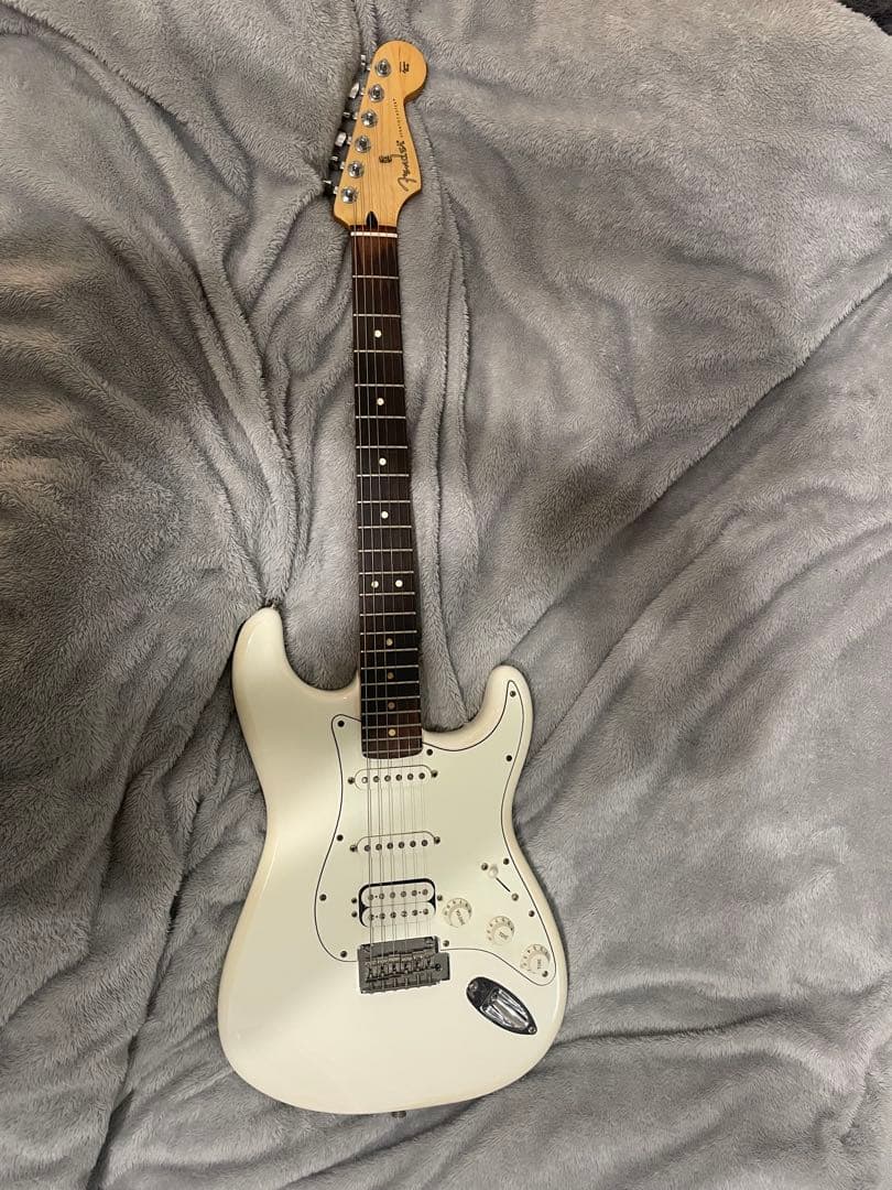 Fender エレキギター ホワイト