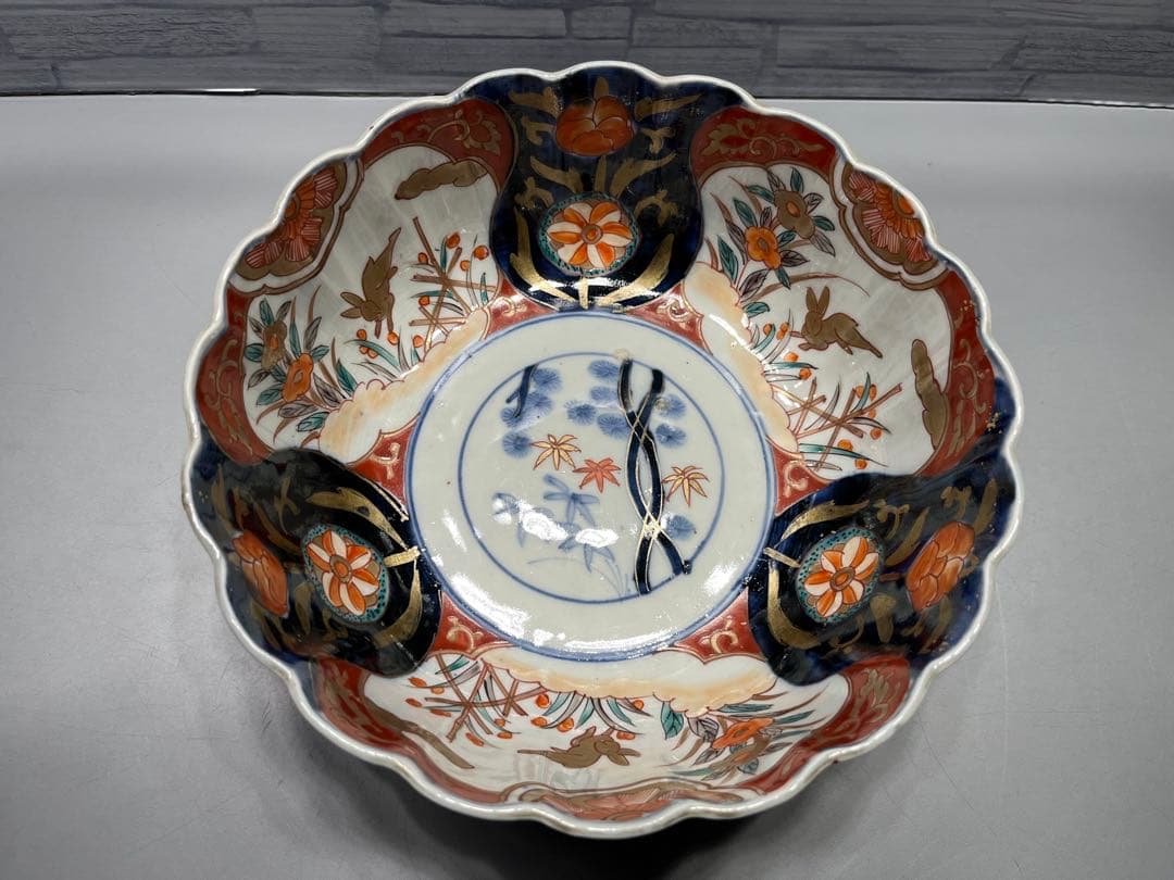 明治時代　伊万里　跳ね兎　色絵　輪花　深鉢