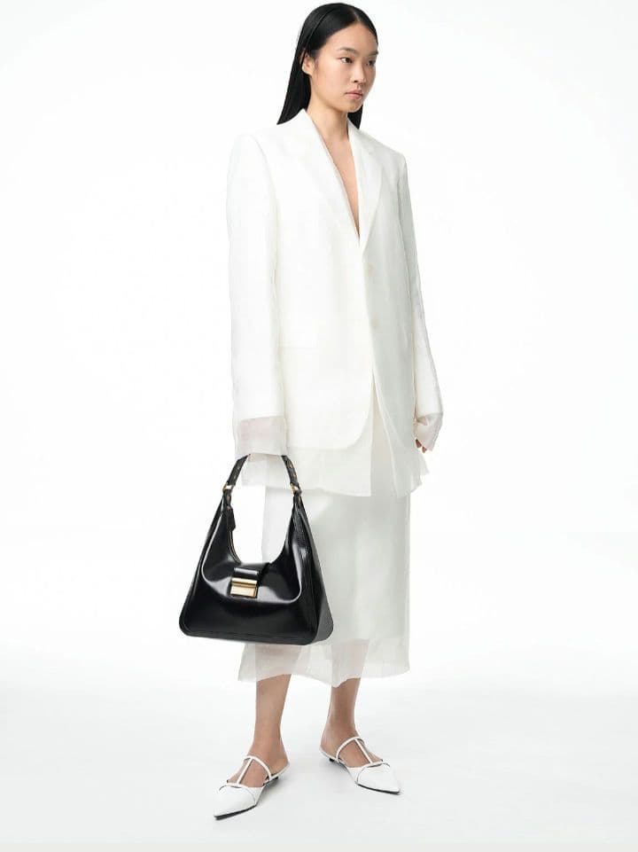 CHARLES & KEITH　 シャーロット ホーボーバッグ 　ブラック