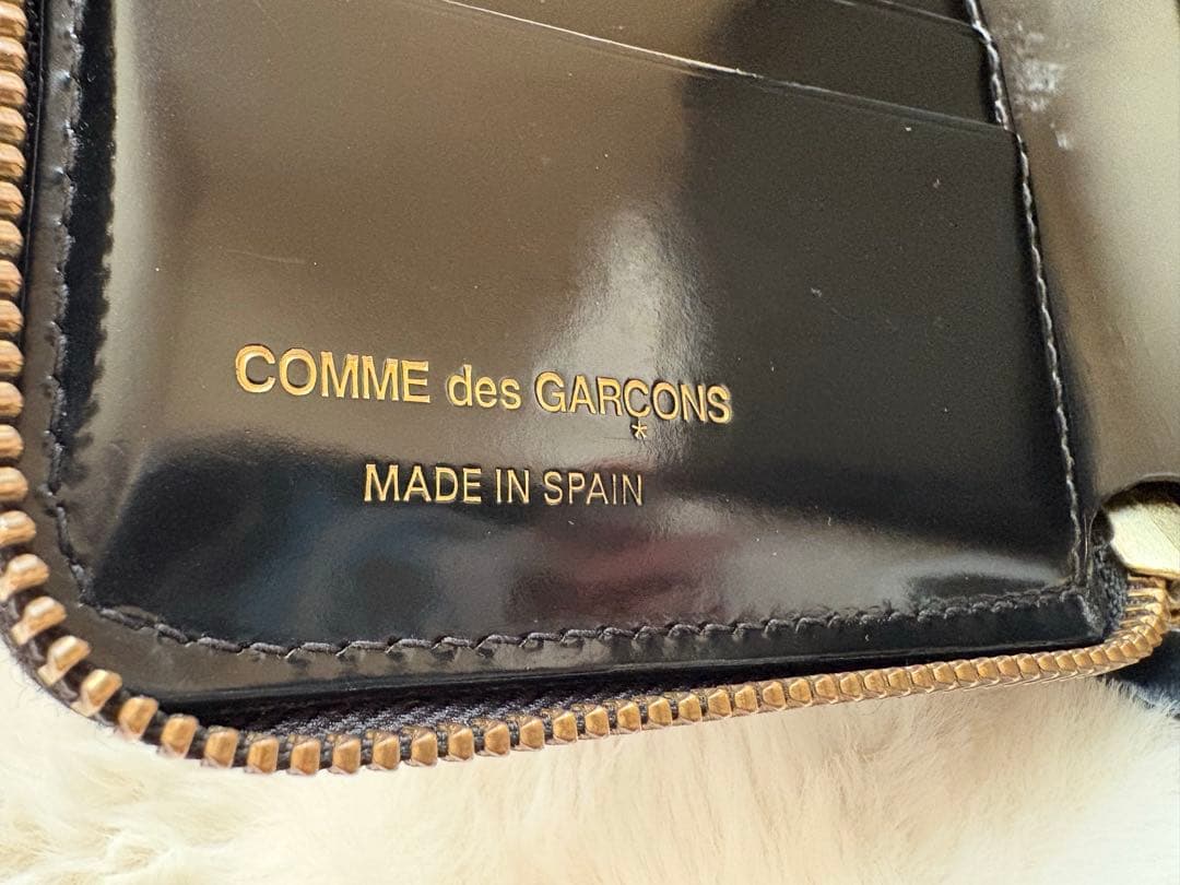 た*）様 【コムデギャルソン】 ポルカドット 二つ折りジップウォレット