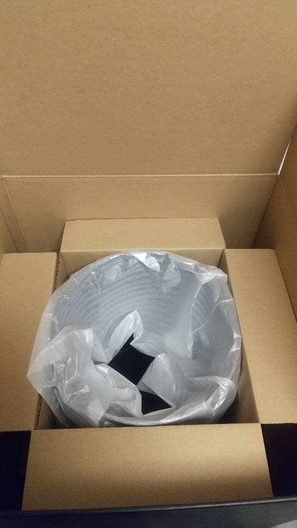 新品未使用 ドンペリシャンパンクーラー 金属製