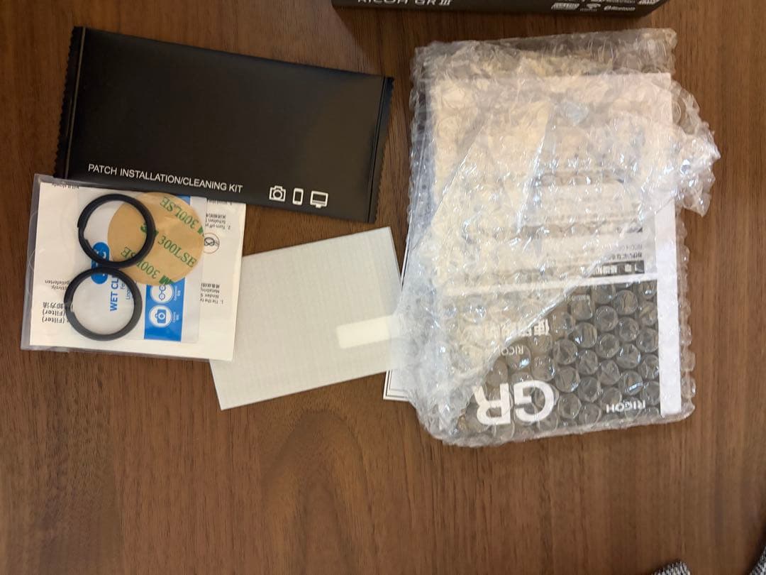 RICOH GR III 本体 バッテリー2個付き + gc-10 ソフトケース