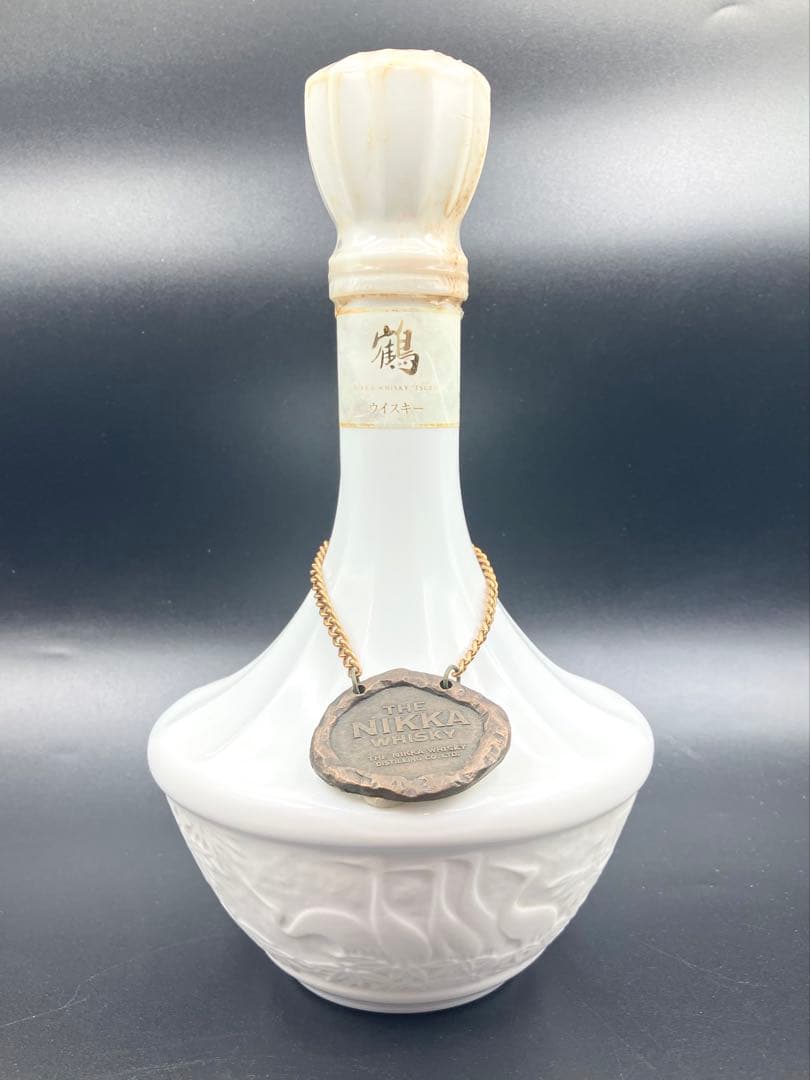 【ち】 NIKKA 鶴 ウイスキー 陶器ボトル 白 700ml 43%お酒