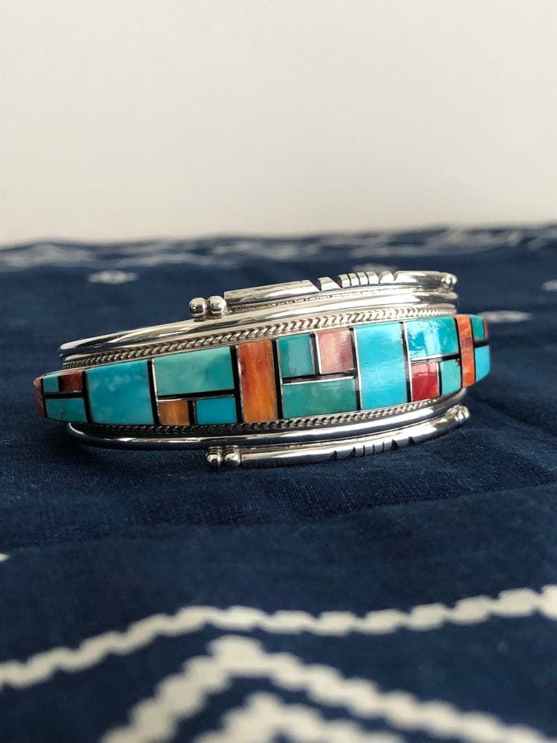 Joan Douglas インレイ　バングル　ズニ　インディアンジュエリー