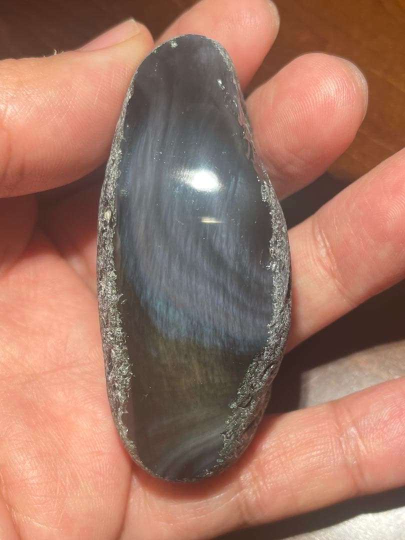 研磨品　十勝石玲瓏　複合色レインボーオブシディアン