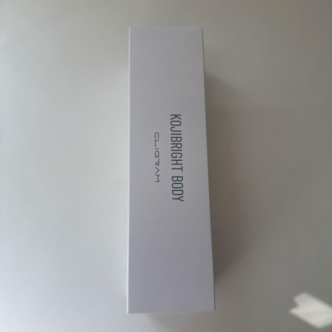 コジブライト　ボディ　クリーム300g 大容量匿名配送