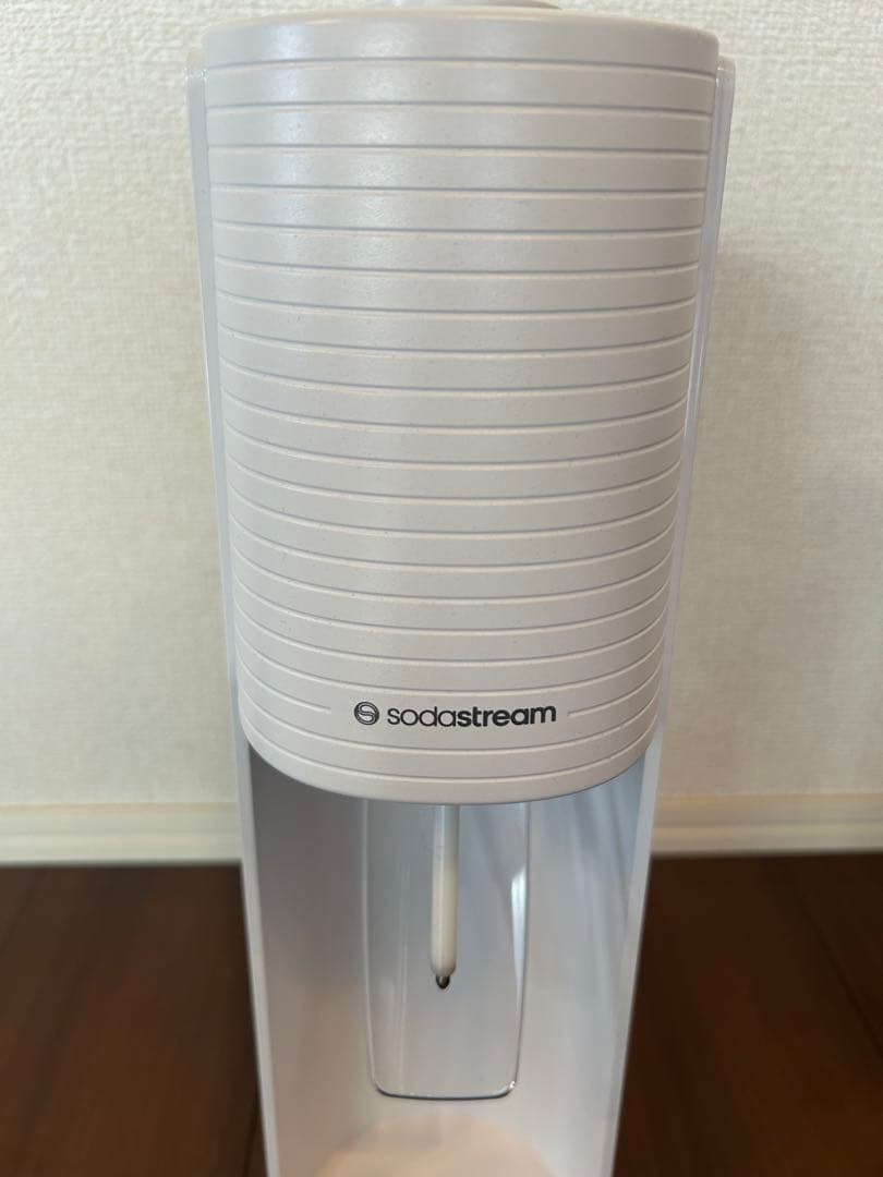 sodastream 炭酸水メーカー ホワイト ボトル付き
