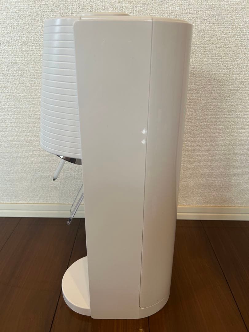 sodastream 炭酸水メーカー ホワイト ボトル付き