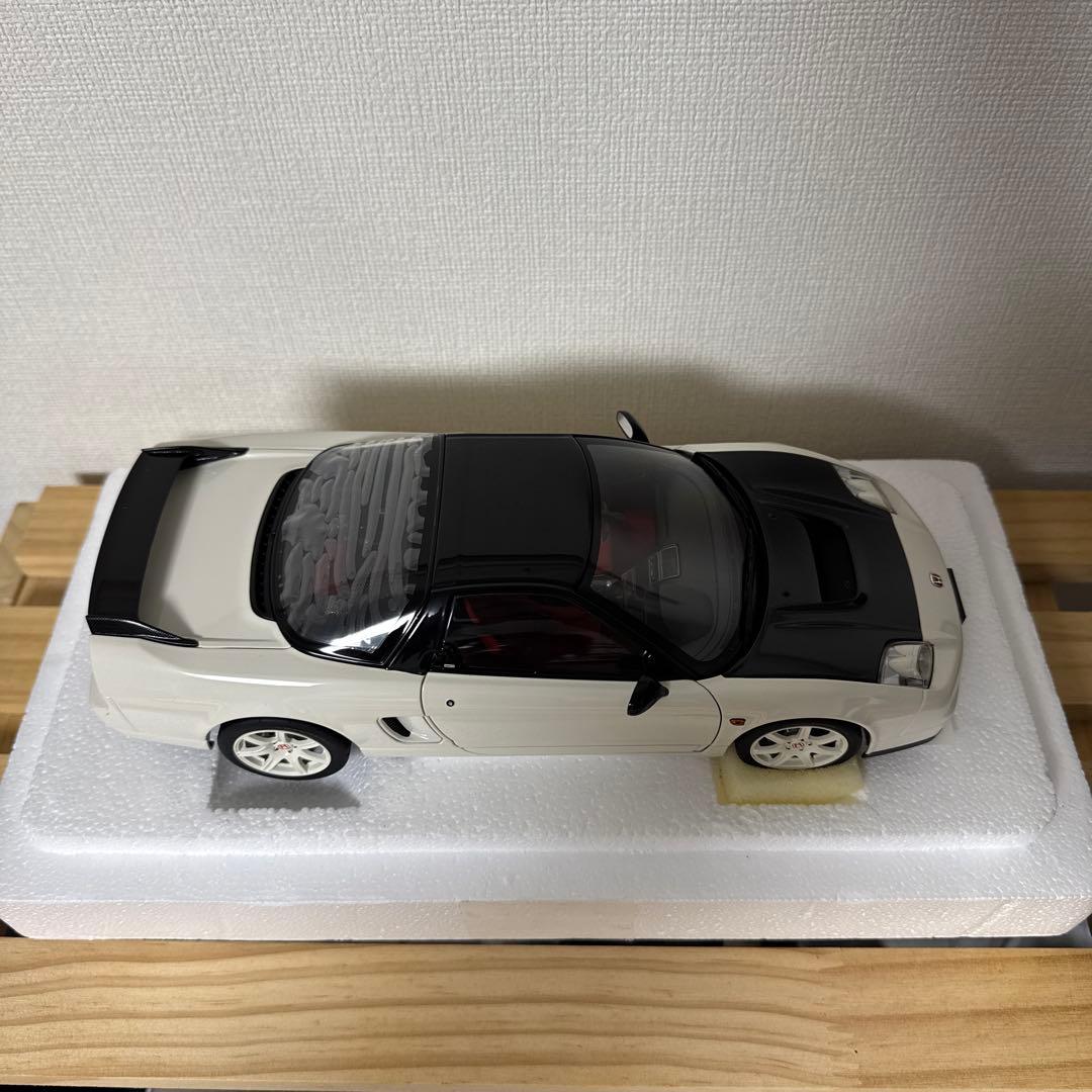 AUTOart 1/18 ホンダ NSX-R NA2