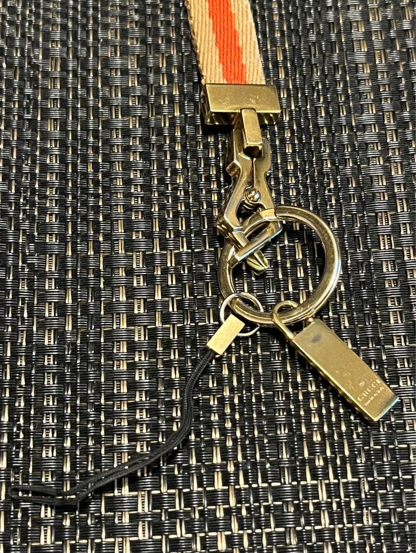 GUCCI グッチ ネックストラップ アクセサリー スマホ 中古品 レア 稀少