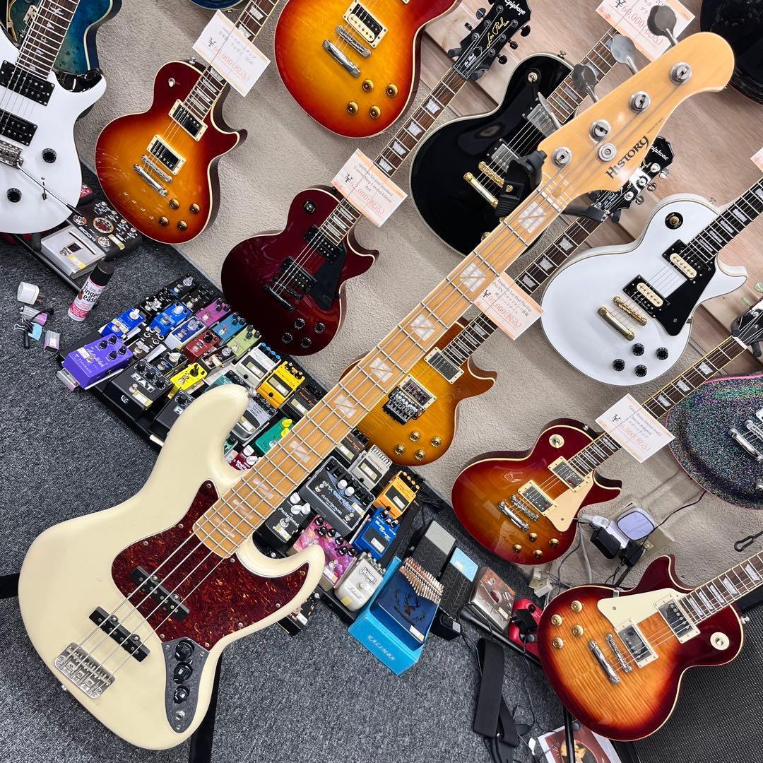 【10677】 history ジャズベースタイプ ホワイト系再塗装？