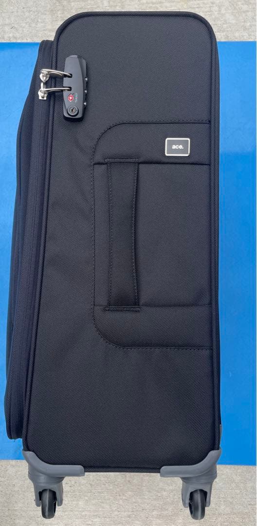 [エース トーキョー] スーツケース キャリーケース キャリーバッグ mサイズ