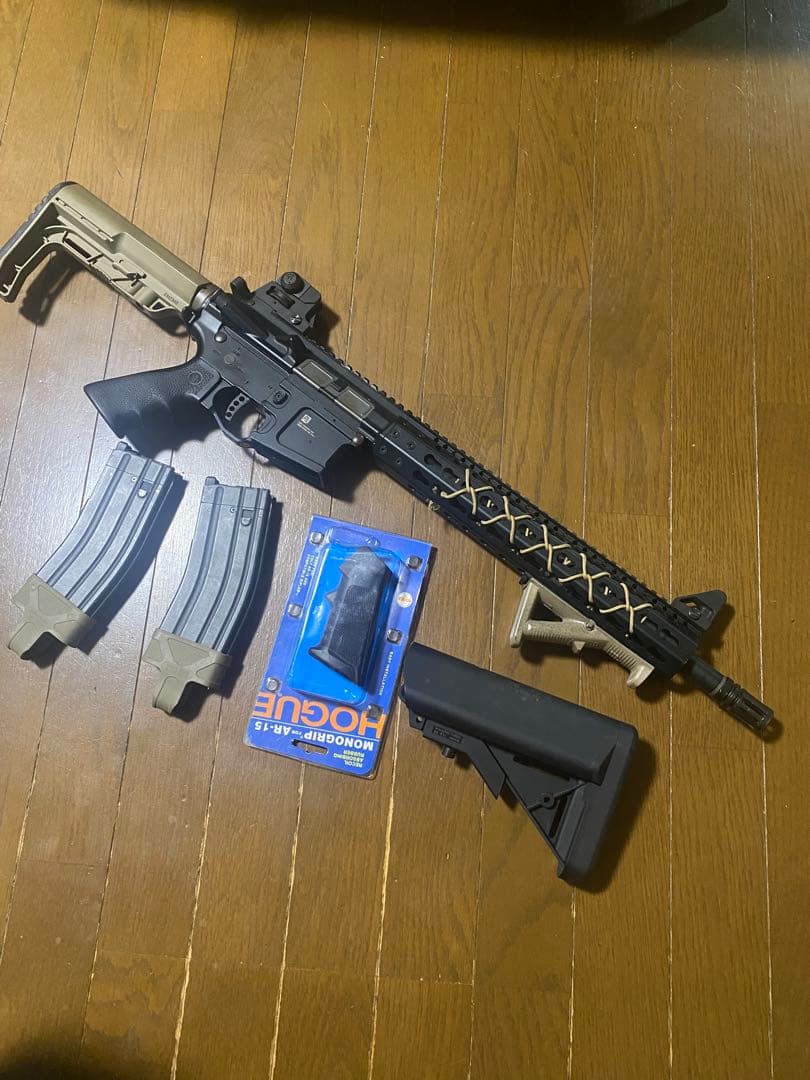 KSC PTS MEGA ARMS MKM−AR15