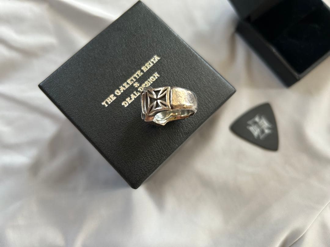 DEAL DESIGN the GazettE REITAリングれいた