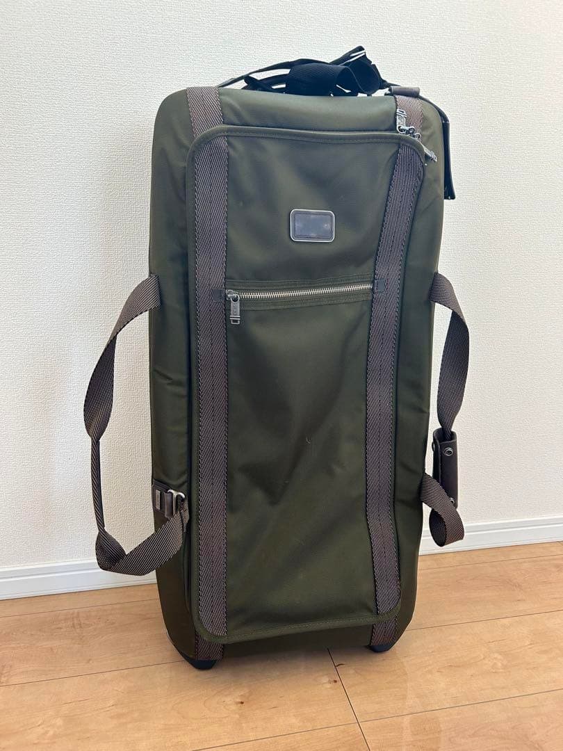 さ*る様 TUMI トゥミ　カーキ スーツケース　キャリーケース　トラベルバッグ
