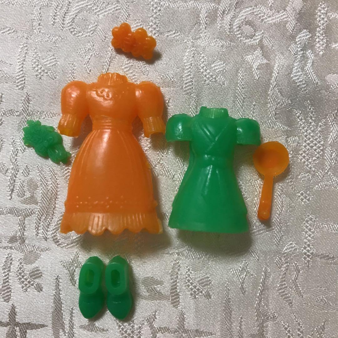 グリコおまけ　昭和　レトロ　パピーちゃん(ウェディングドレス　エプロンドレス)