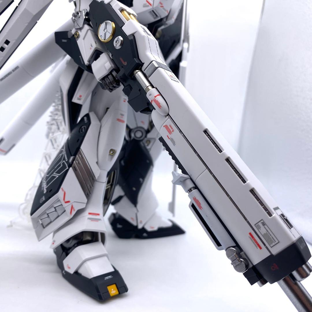 MG Ｈi-νガンダム　HWS装備型　ガンプラ　全塗装　完成品