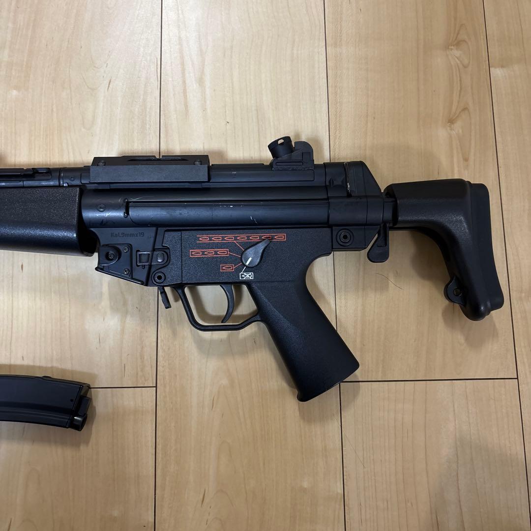 東京マルイ　MP5J バッテリー、充電器付き