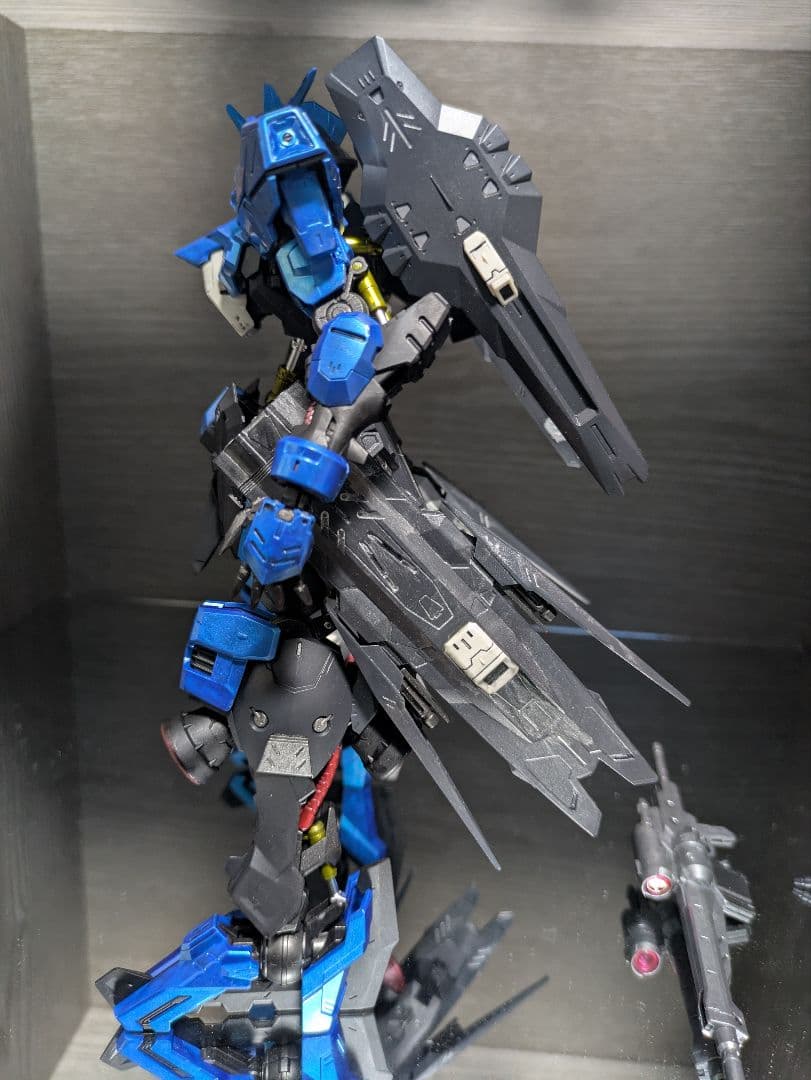 MG　ガンダムヴィダール　全塗装完成品
