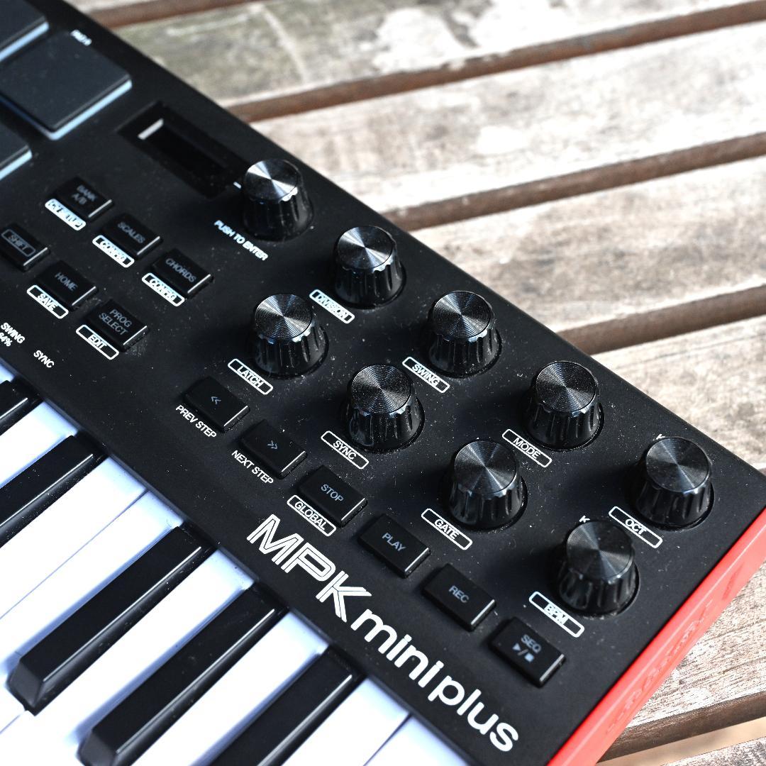【中古美品】AKAI MPK mini plus USB MIDIキーボード
