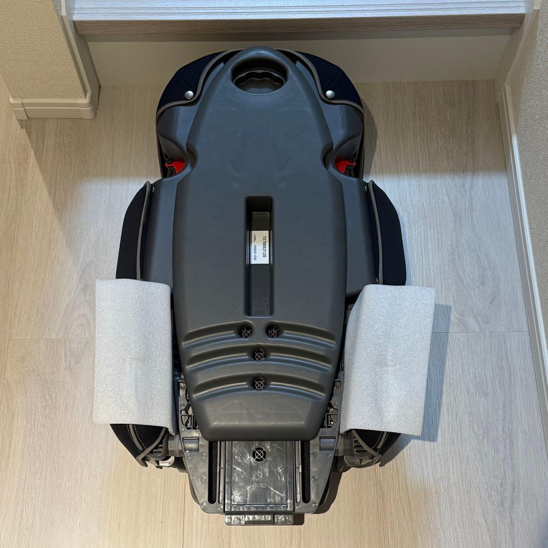 【新品未使用】トヨタ純正 ジュニアシート