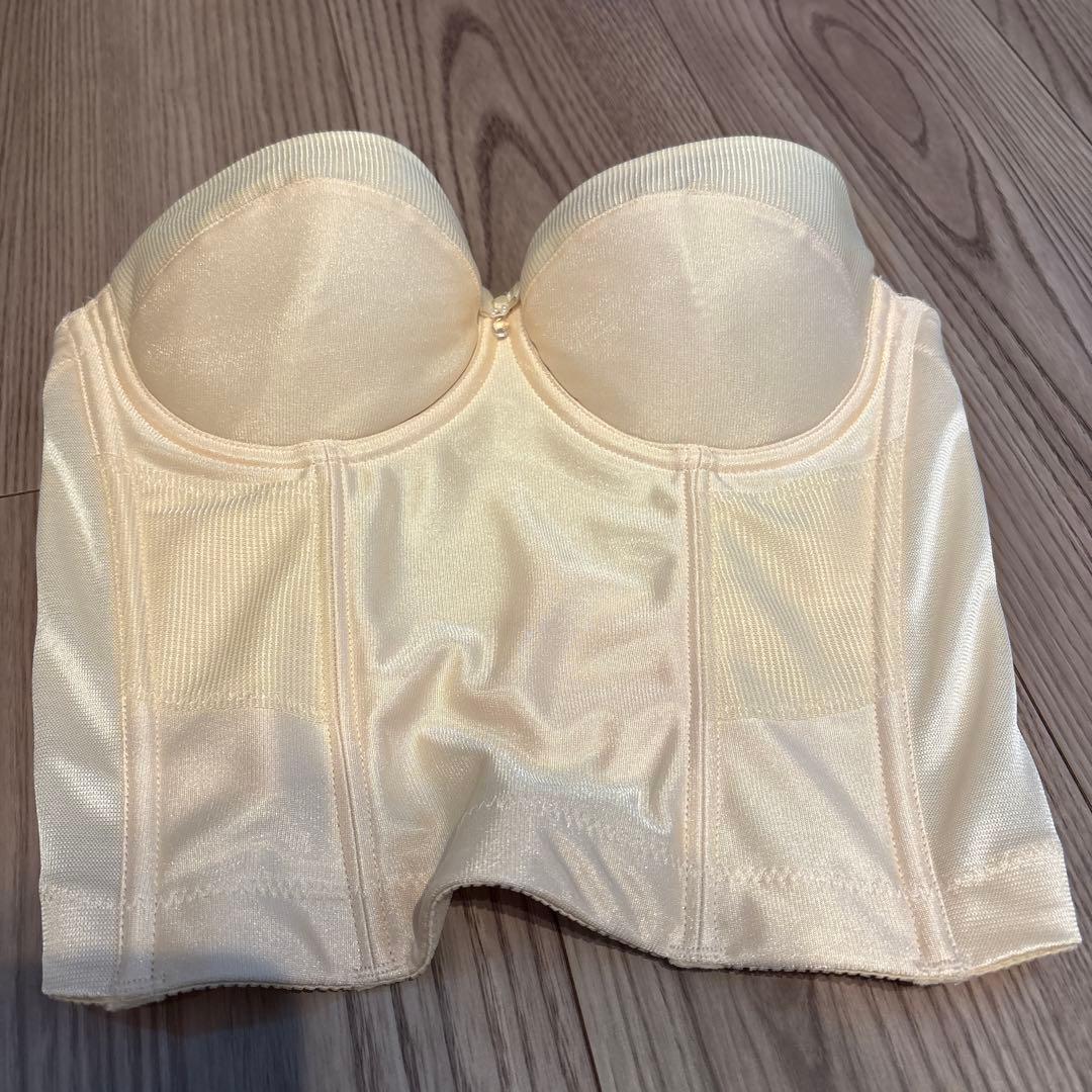 フォーシスアンドカンパニー D70 ブライダルインナー