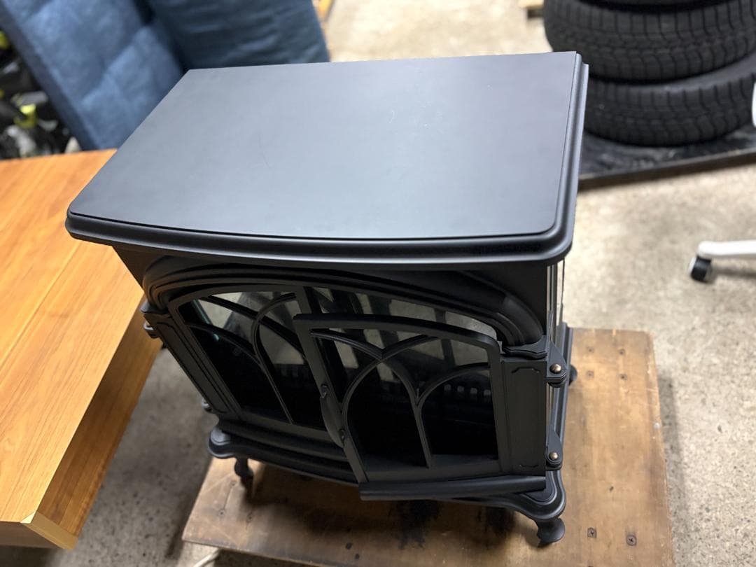 【動作確認済】ワイド暖炉型ファンヒーター BK18　2018年製 擬似炎ストーブ