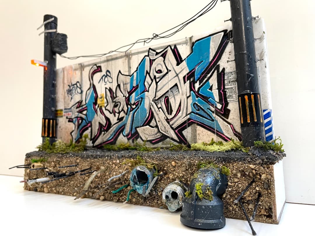 【YIPS】 Construction wall