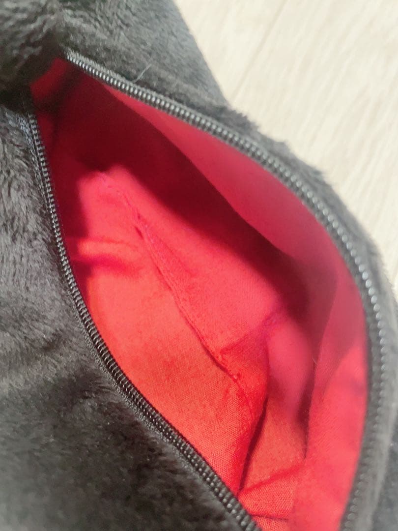 み*あ様 グルーミー ペンポーチ