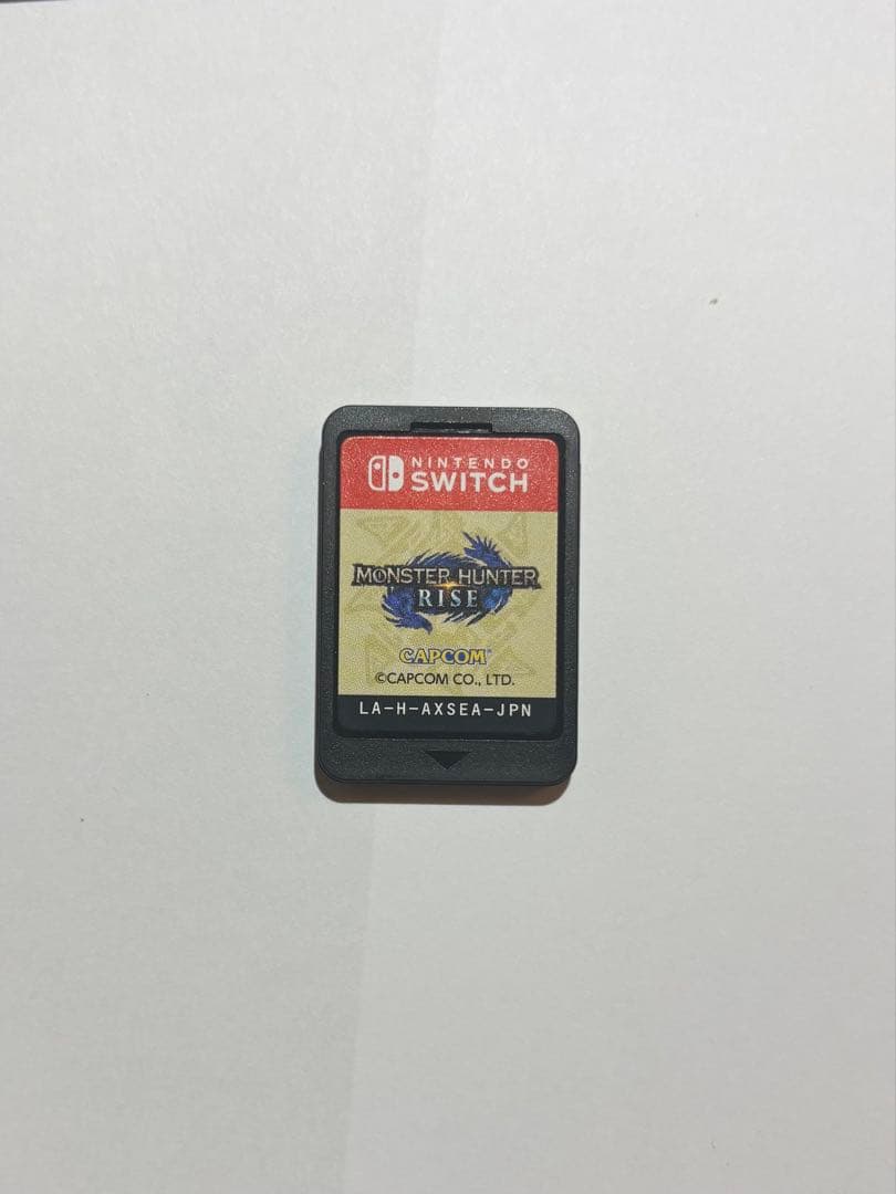 美品 Nintendo Switch 本体 一式 箱あり モンハンライズ付き