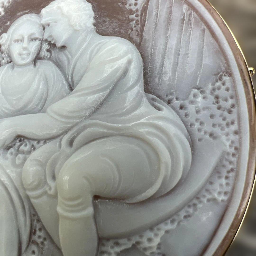 作家もの シェルカメオ　K18　ブローチ　ペンダントトップ　恋人たち