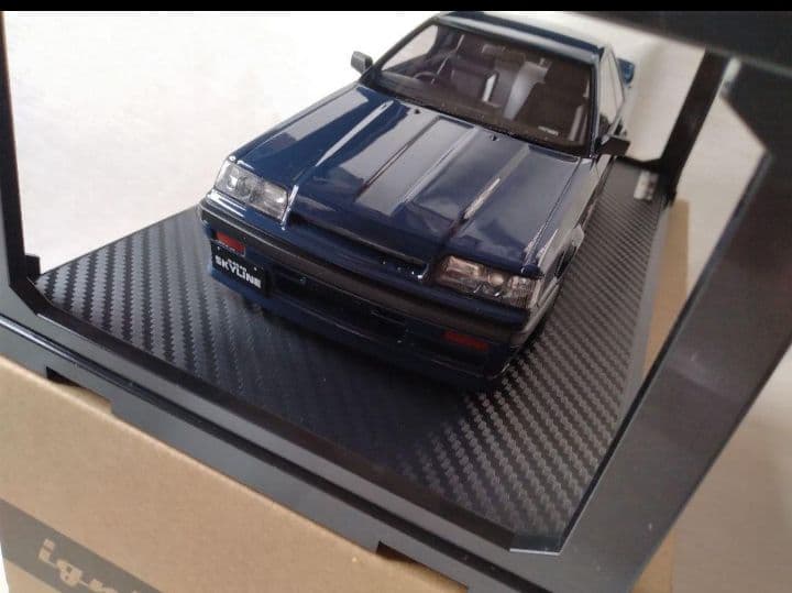 1/ 18　スカイライン GTS-R (R31) Blue Black