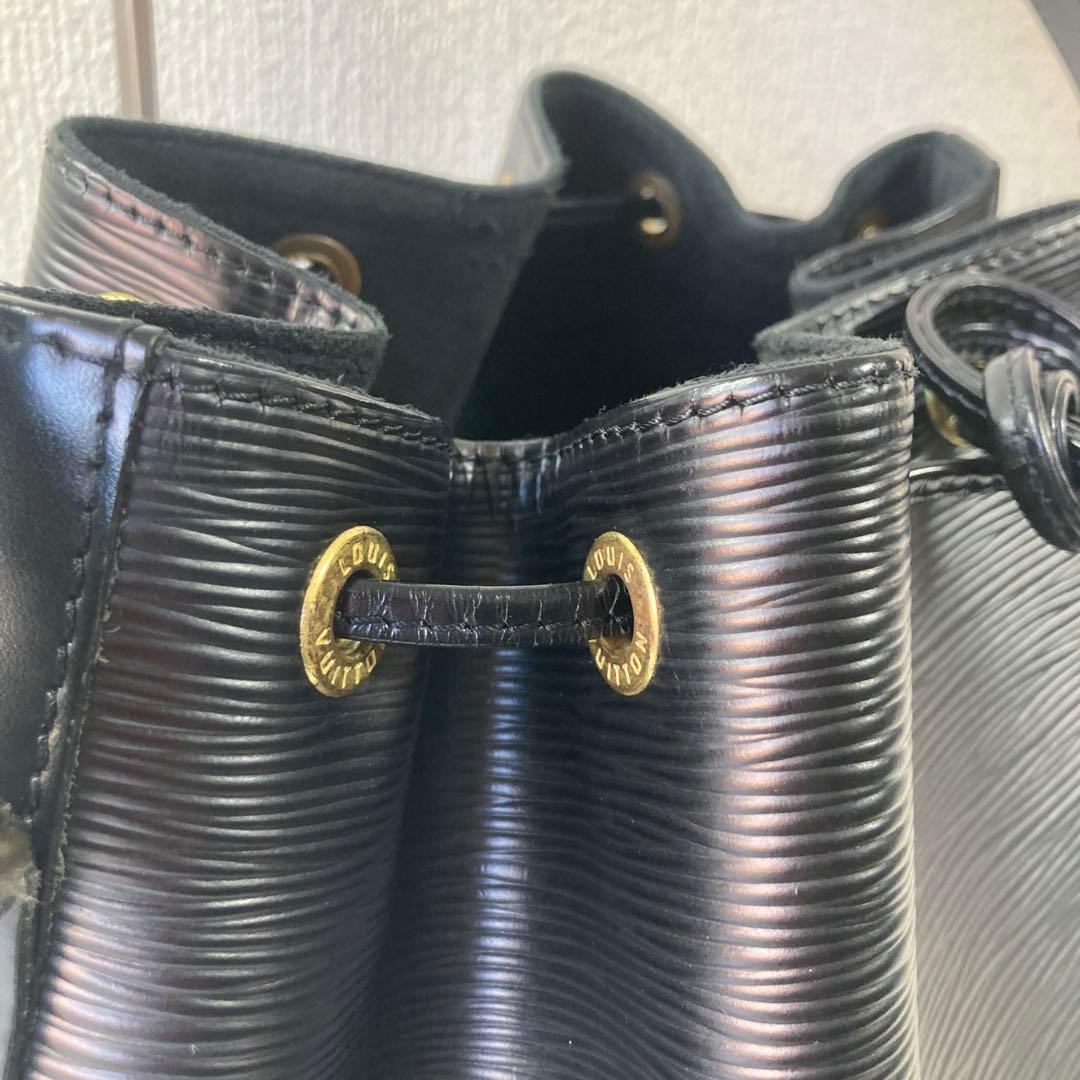 LOUIS VUITTON エピレザー プチノエ ノワール 黒 バケットバッグ