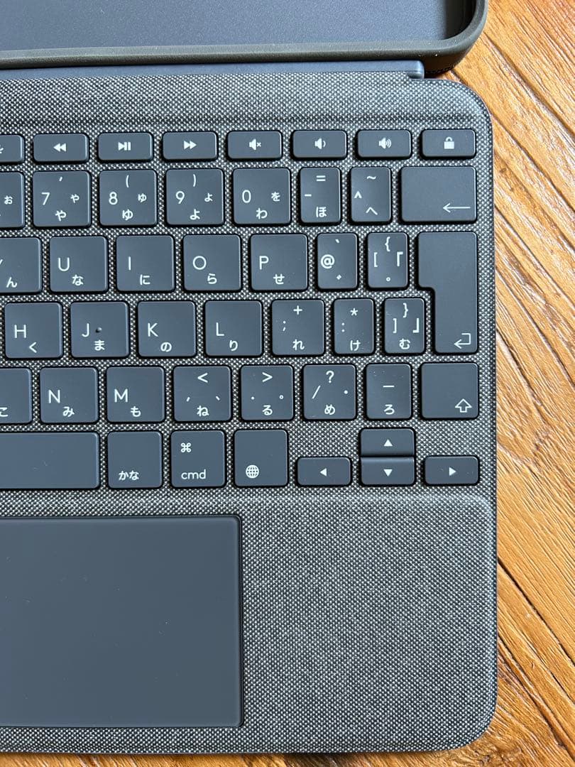 11インチiPad ProロジクールCombo Touch Keyboard