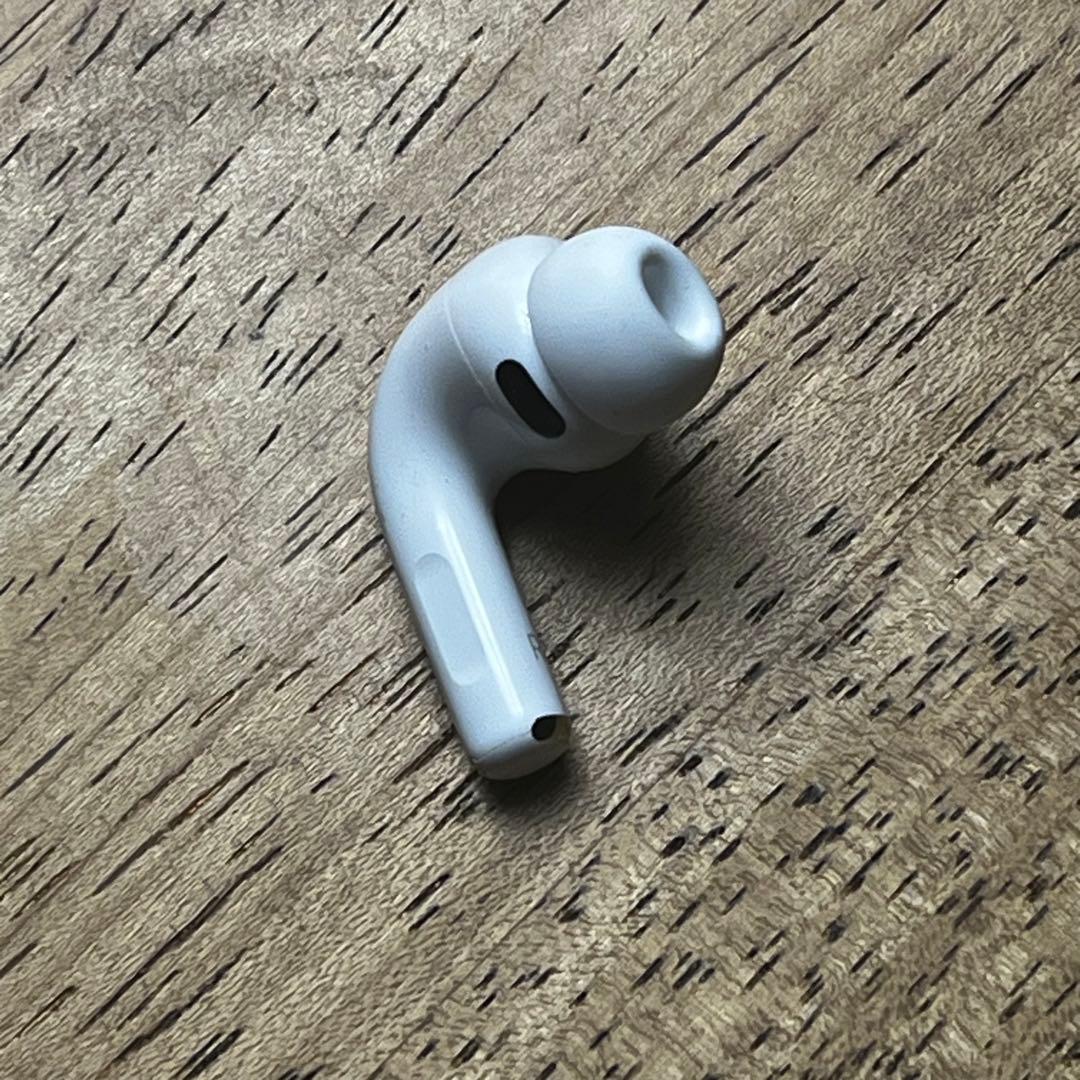 美品 AirPods Pro 第3世代 右耳 右 A3063 エアーポッズ プロ