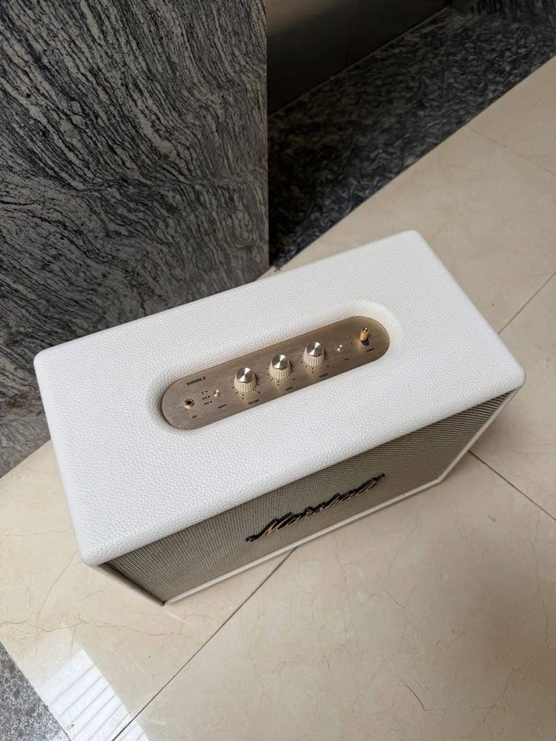 Marshall woburn II ホワイト スマートスピーカー