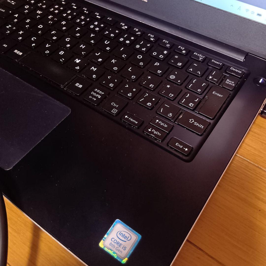 DELL ノートパソコン　vostro P87G001 ジャンク