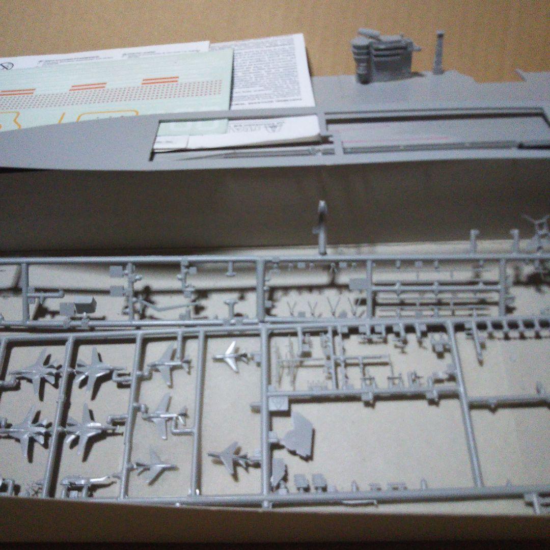 中古品 1/700 シカゴ CG-11　ピュートル ヴェリキー　ニミッツ(難)