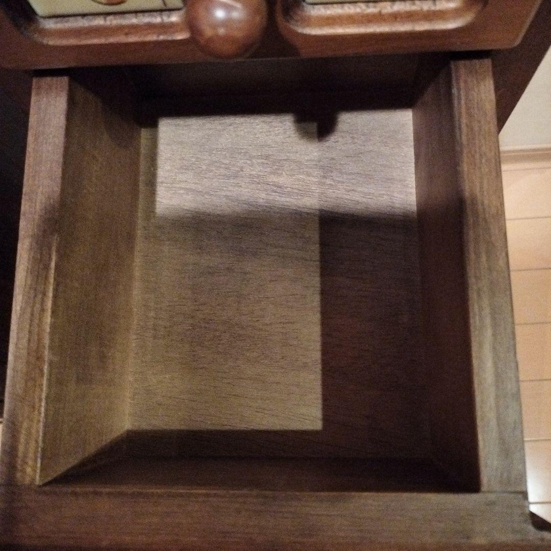 花柄の木製引き出し 9個