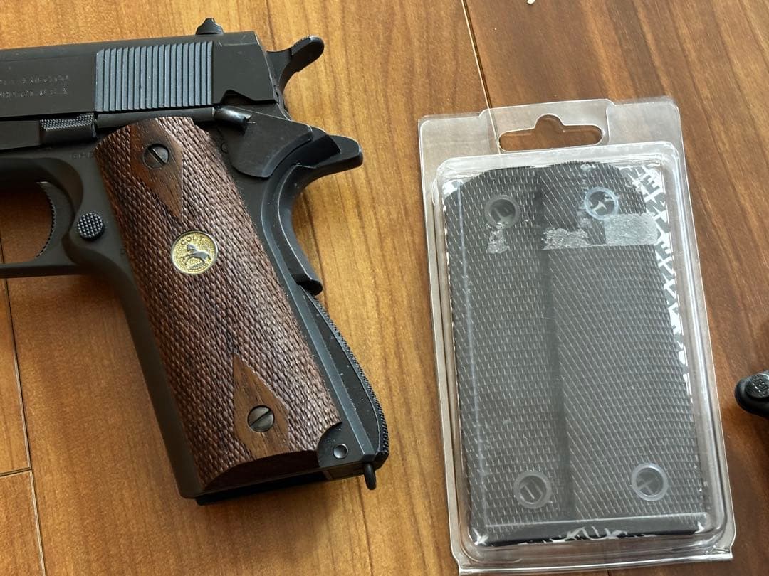 東京マルイ　M1911 コルトガバメント　ガスガン ビアンキレザー ホルスター