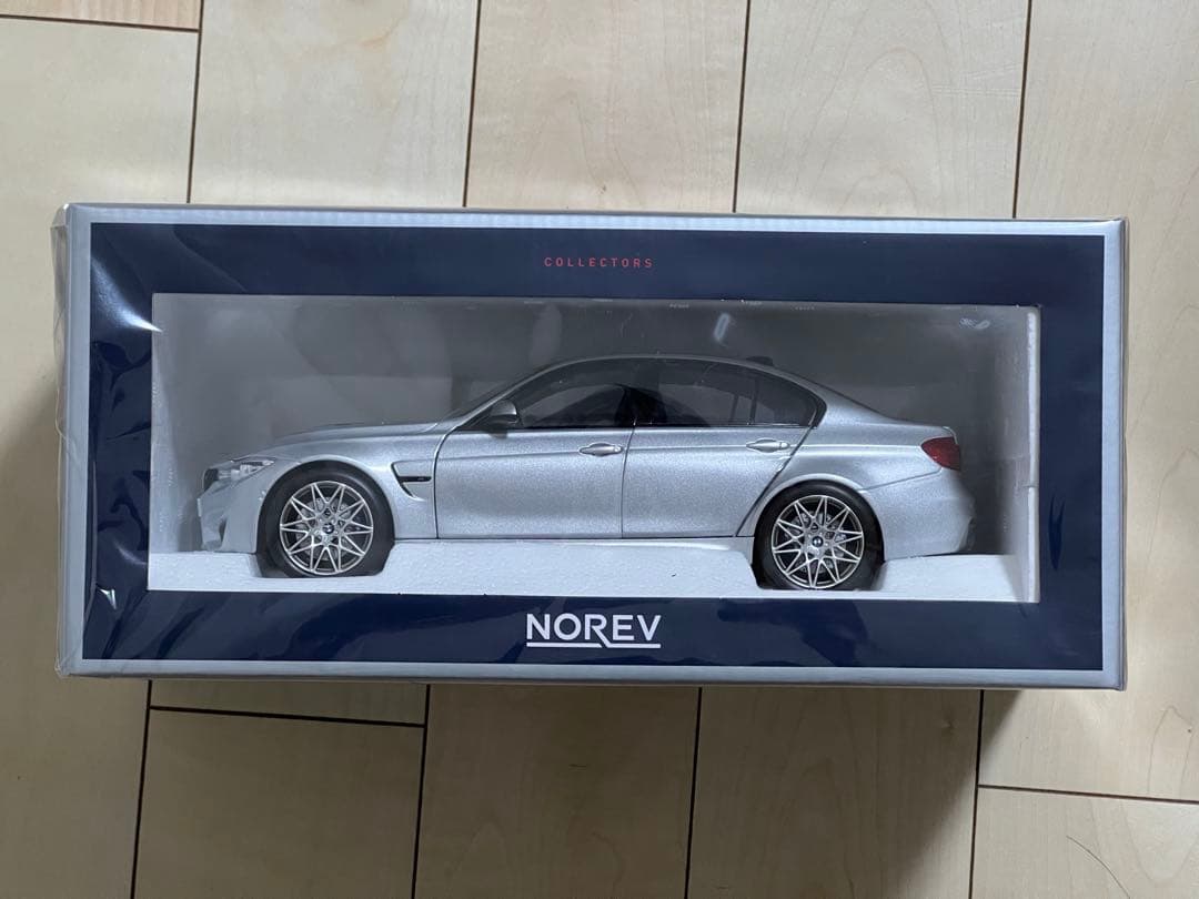 【新品】1/18 BMW F80 M3 sedan Norev silver