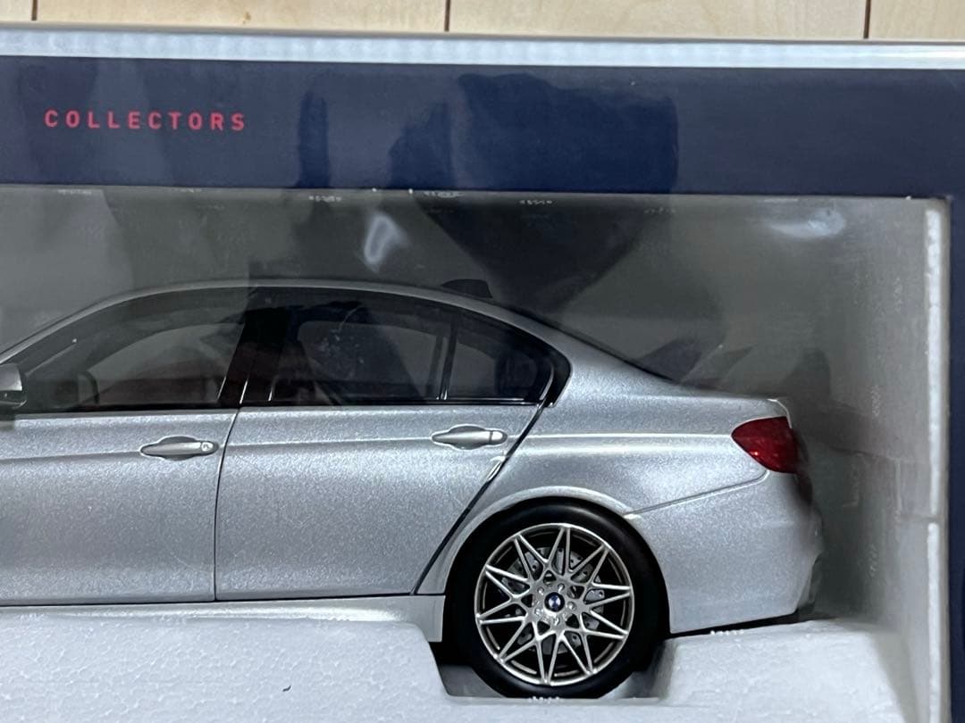 【新品】1/18 BMW F80 M3 sedan Norev silver