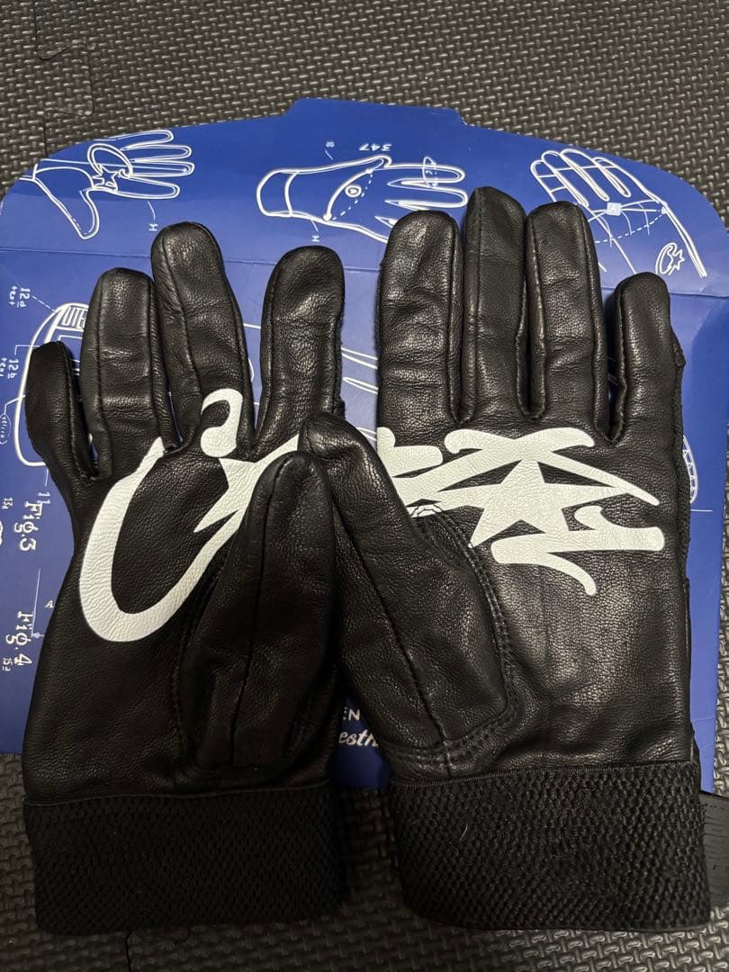 corteizレザーグローブ 黒