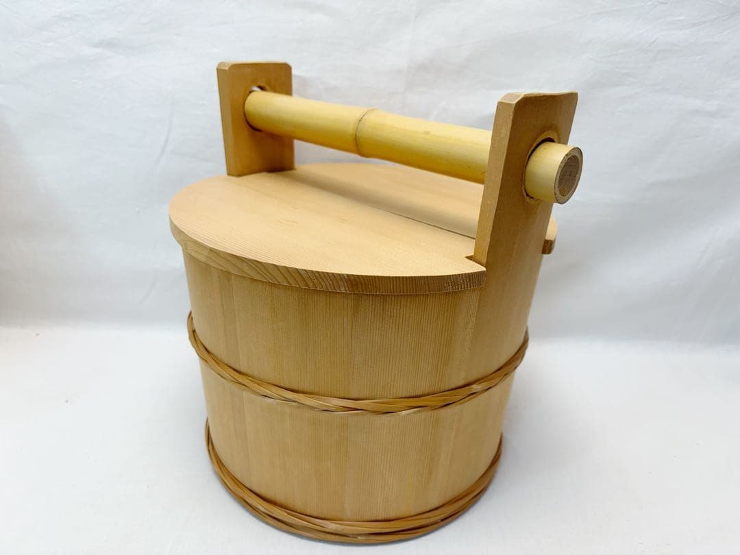 ほぼ未使用 茶道具 水張桶 手桶水指 木地 割蓋付き 水屋道具 茶事 木工芸元箱