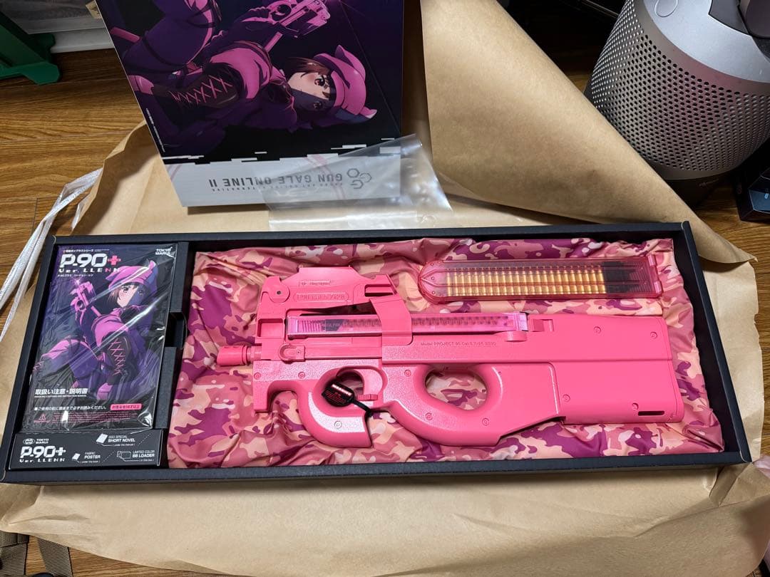 [開封品]東京マルイ P90+ プラス Ver.LLENN レン ピンク P90