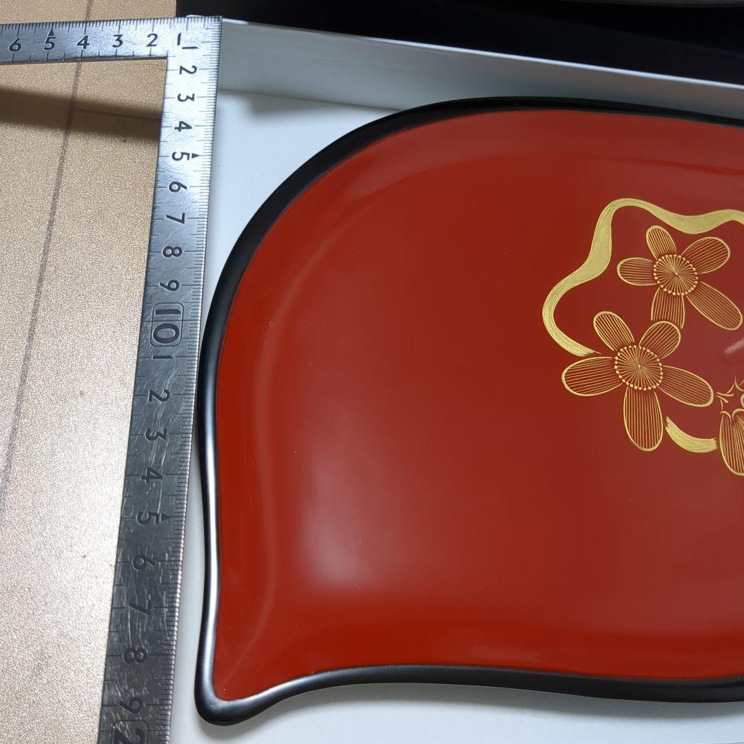 輪島塗り　漆器 菓子器 黒赤花模様