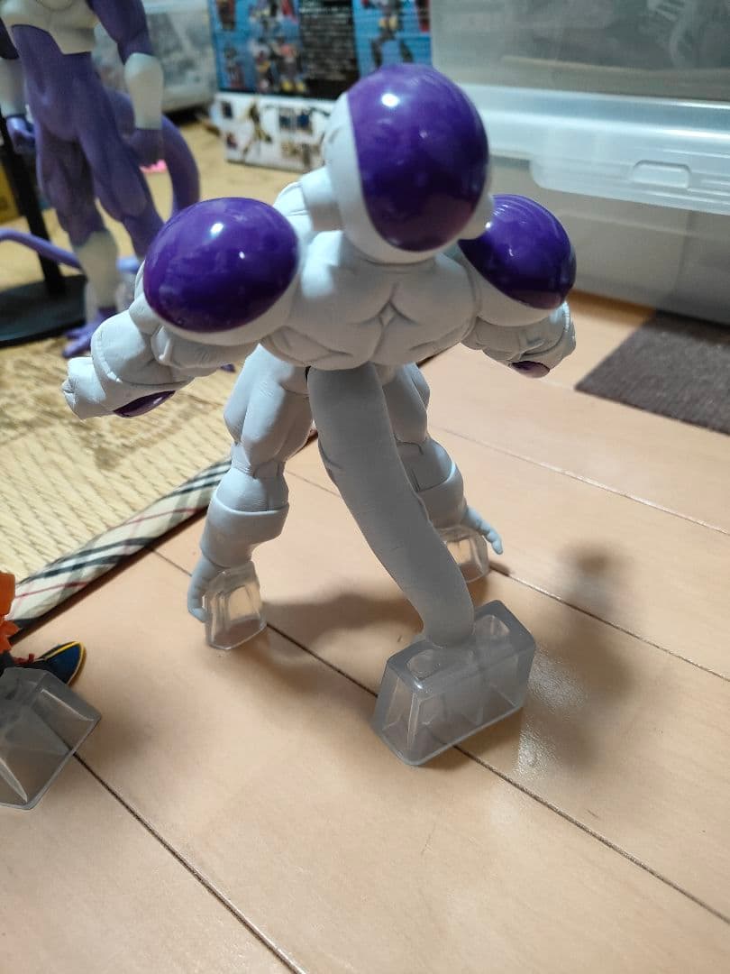 ドラゴンボール 孫悟空 フリーザ フィギュア　バーダック