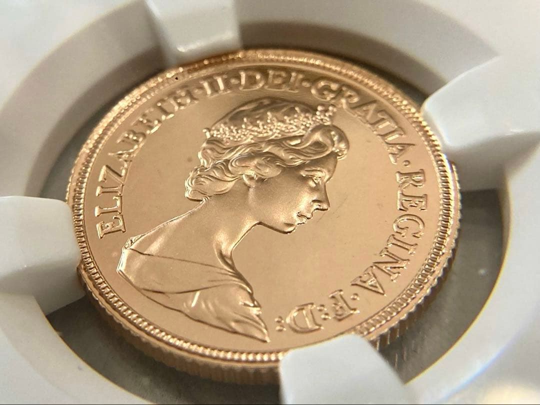 ★Akina-(^_-)O★★1983年イギリス 1ソブリン プルーフ金貨