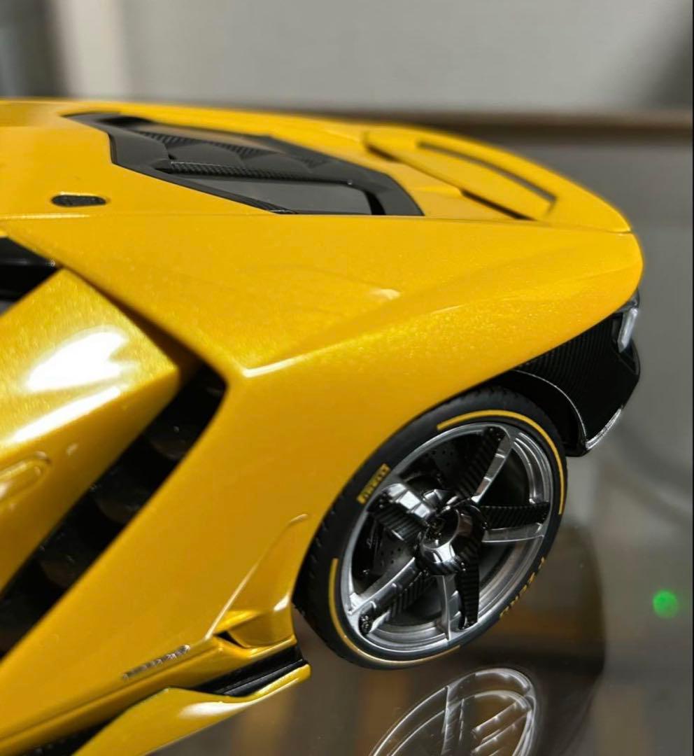 オートアート1/18 ランボルギーニ チェンテナリオ　絶版品