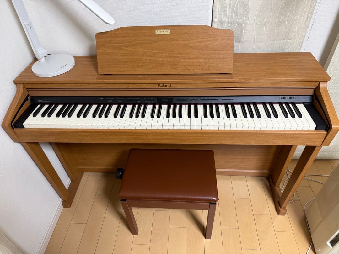 Roland HP504 電子ピアノ